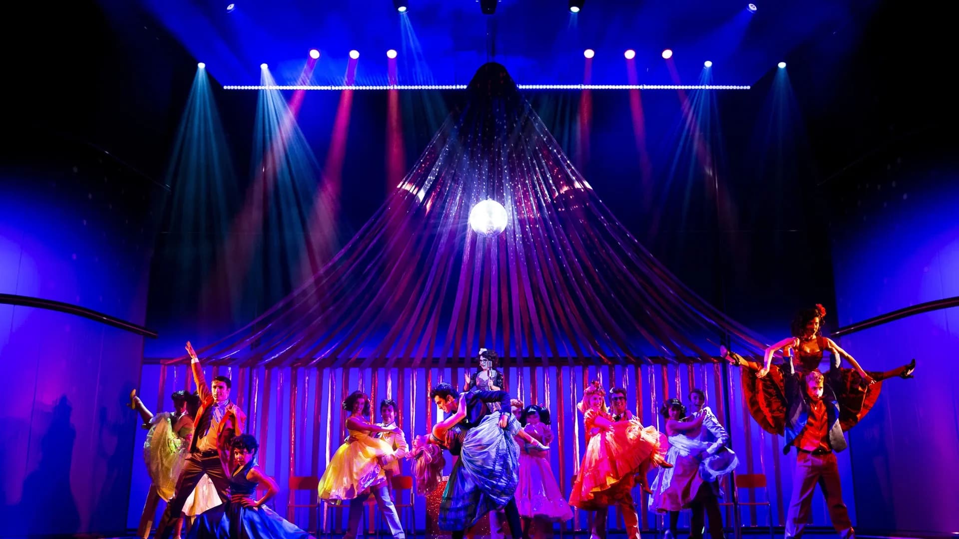 Grease-©Giulia-Marangoni-3.png