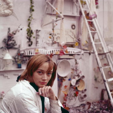 Niki de Saint Phalle nel suo studio 1962 ©️ Photo by Giancarlo BOTTIGamma Rapho via Getty Images